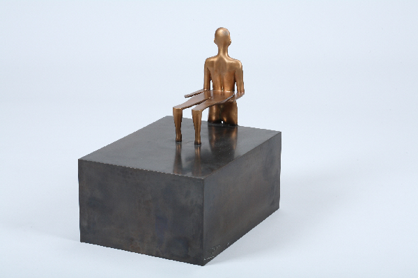 김영원, <그림자의 그림자>, 2006, 금속, 39x28.4x67cm, 소장번호 3283