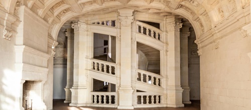 ▲레오나르도 다 빈치(Leonardo da Vinci, 1452~1519)가 설계했다는 샹보르 성 실내 이중 나선형 계단